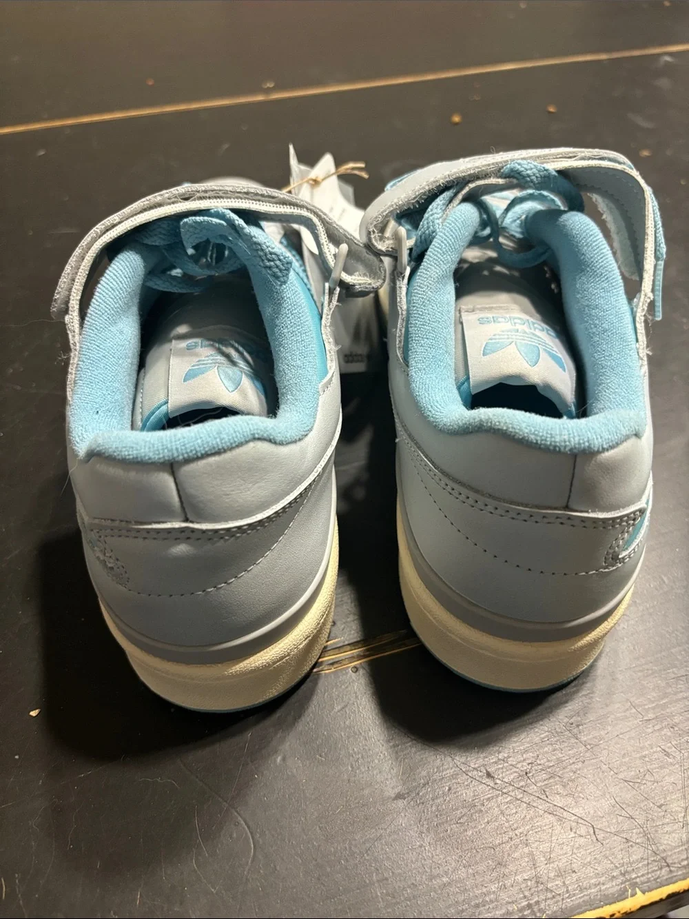 adidas forum 84 Light Blue & silver Low-Top Sneakers with Strap